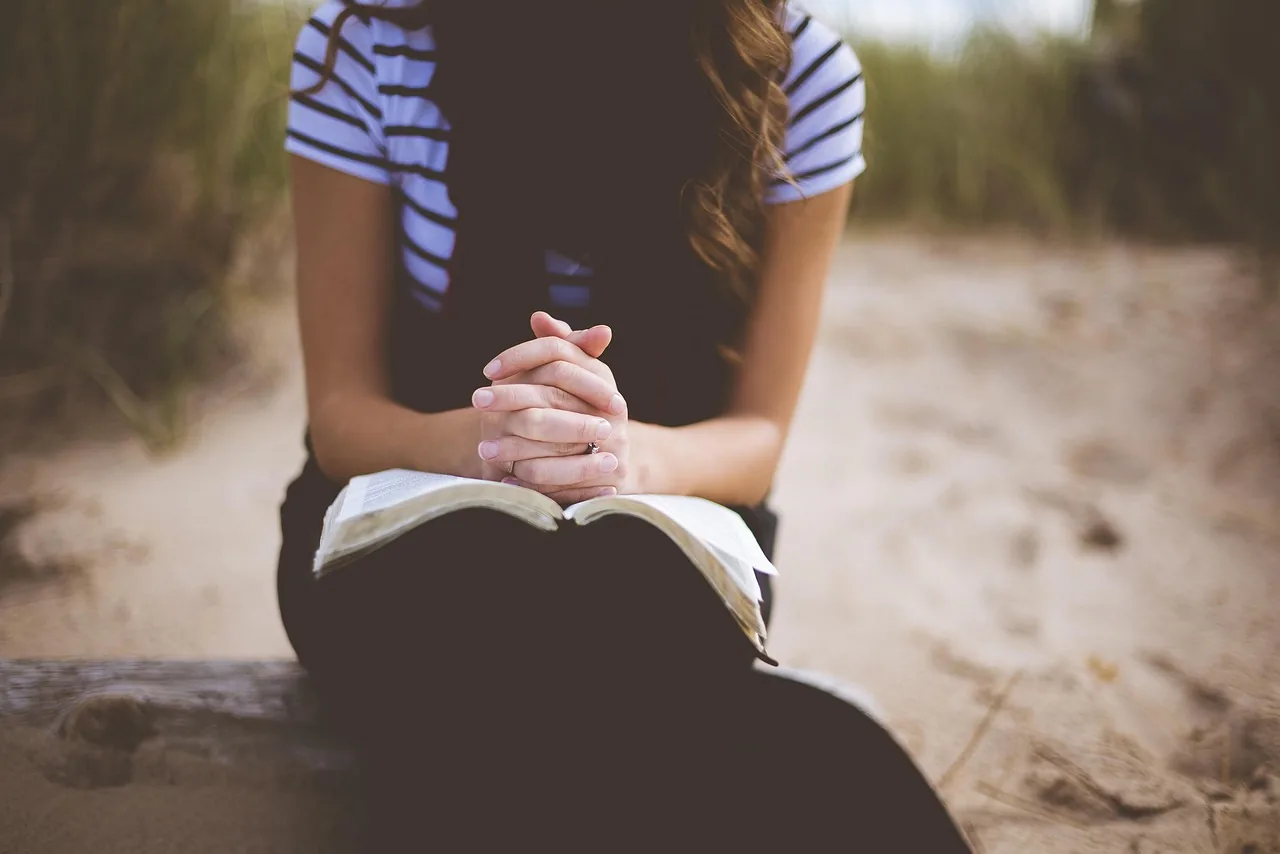 A praying woman